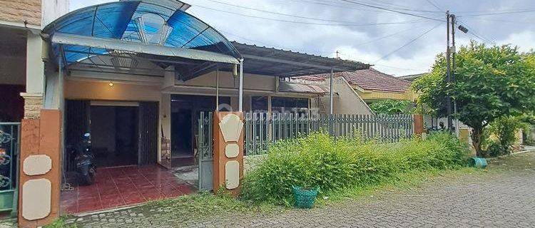 Rumah Siap Huni Super Luas Dekat Mirota Godean 1