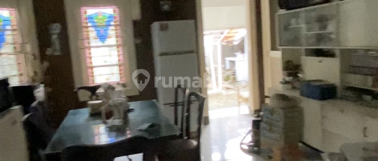 RUMAH HOOK PUSAT KOTA WR SUPRATMAN 24X20 METER HADAP UTARA TIMUR SHM 1