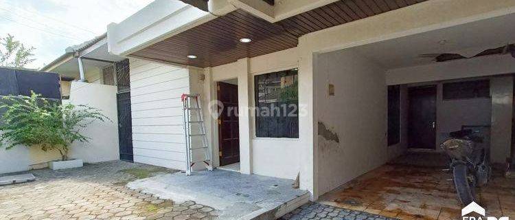 Rumah Bagus Halaman Luas Dekat Tugu Muda Pondok Indraprasta 1