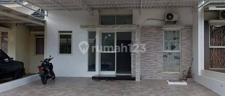 Mijen House, Minimalist BSB Suitable for Millennials 1