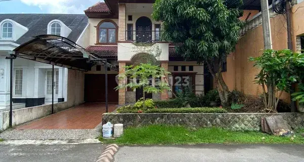 Rumah Cantik 2 Lantai Daerah Ringroad 1