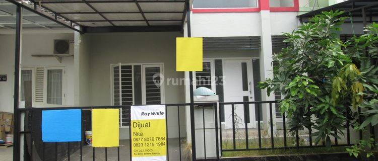 Di Jual Rumah Bagus Di Cluster Carissa, Graha Raya 1