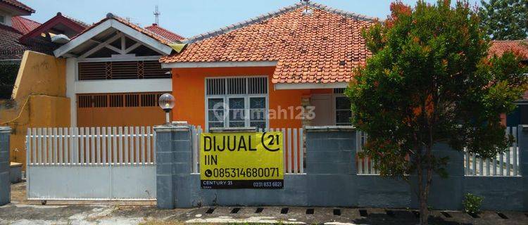 Rumah Jl. Ampera X Cirebon 1