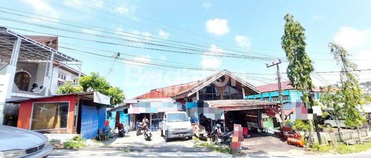 DIJUAL RUMAH DI PUSAT KOTA BALIKPAPAN PINGGIR JALAN RAYA COCOK UNTUK USAHA 1