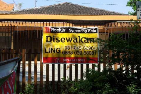 Disewakan Rumah Di Jalan Imam Bonjol 1