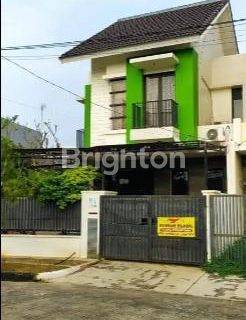 TURUN HARGA Rumah 2 lantai di Harapan mulya depan taman 1