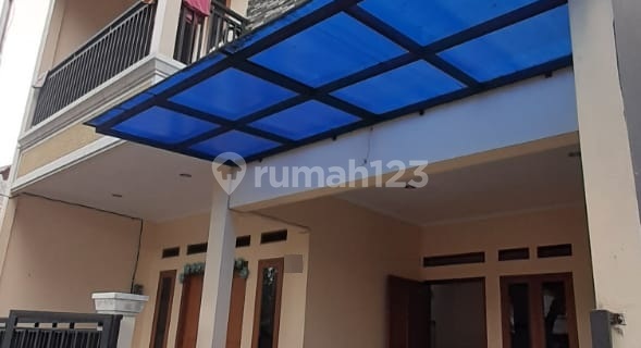 Cluster 3-Story House in Jurang Mangu Area Adjacent to Bintaro Jaya 1