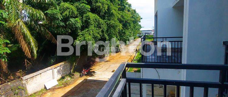 RUMAH PREMIUM GOLF VIEW RESIDENCE DI PUPUK TIMUR, BALIKPAPAN 1