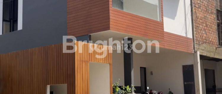 di  townhouse baru di dekat bukit golf bambang utoyo 1