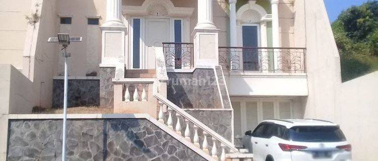 Rumah 3 Lantai Gaya Eropa Dekat Uin Walisongo Villa Ezperanza 1