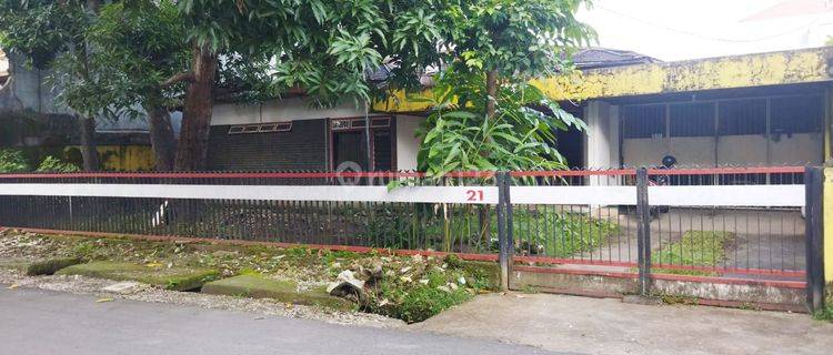 RUMAH SIAP HUNI DI JL. GAJAH MAKASSAR 1