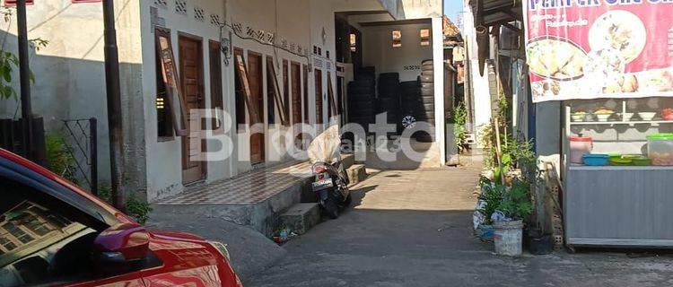 Di  rumah bedeng 4 pintu lokasi cinde 1