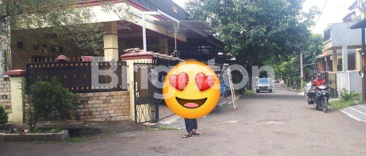 Rumah mewah 2 lantai posisi hook  di taman kenari jagorawi 2 1