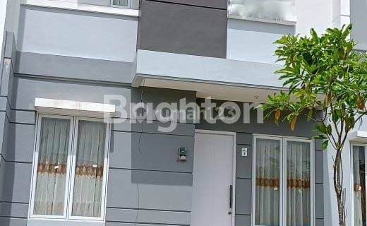 RUMAH CANTIK  DUA LANTAI DIGRAND CITY 1