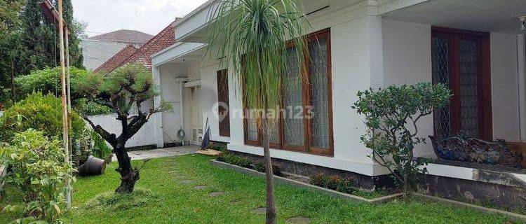Prime Location Rumah Terawat di Area Gatot Subroto 1