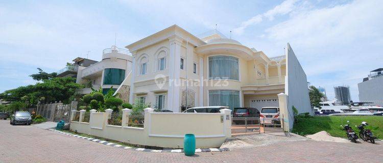 RUMAH HOEK MEWAH FULL FURNISH PANTAI MUTIARA 1