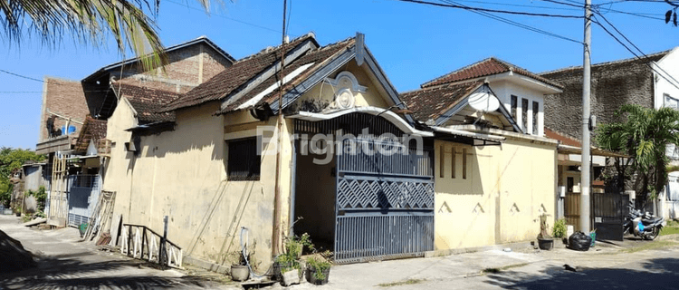 RUMAH HOOK MOJOSONGO DEKAT JL TANGKUBAN PERAHU 1