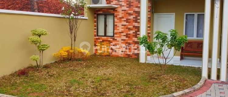 Modern Minimalist House in Pahoman, East Tanjung Karang 1