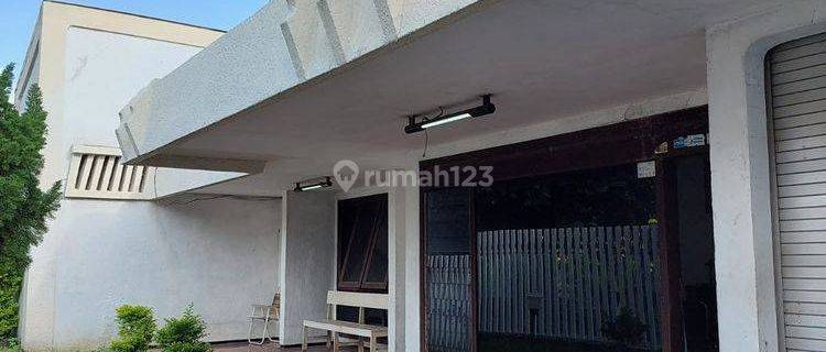 Dijual Cepat Rumah Srategis di Pasuruan Cocok Untuk Kantor Usaha 1