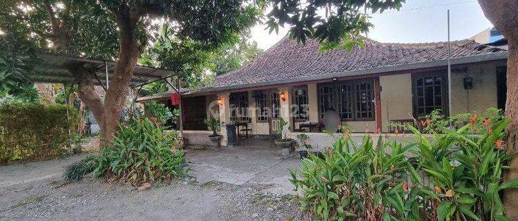 Rumah Klasik hitung tanah di Pabelan, Sukoharjo 1