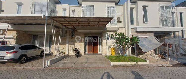 Rumah 2 Lantai Bagus Unfurnished SHM di Ngabeyan, Sukoharjo 1