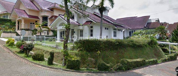 Villa Lux Siap Huni di Lotus Cipanas Puncak Bogor 1