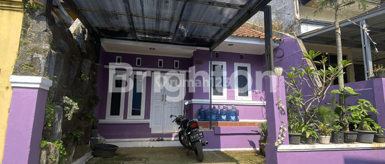 RUMAH DI BAWAH HARGA PASAR SANGAT DEKAT DENGAN STASIUN PADALARANG (KERETA CEPAT) 1