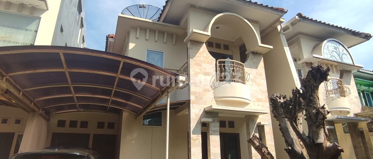 RUMAH DI PURI MEDITERANIA 1