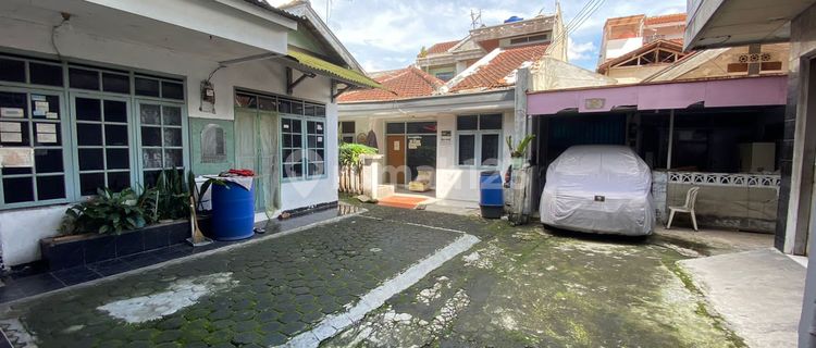 Rumah Besar di Kopo Dekat Imanuel 1