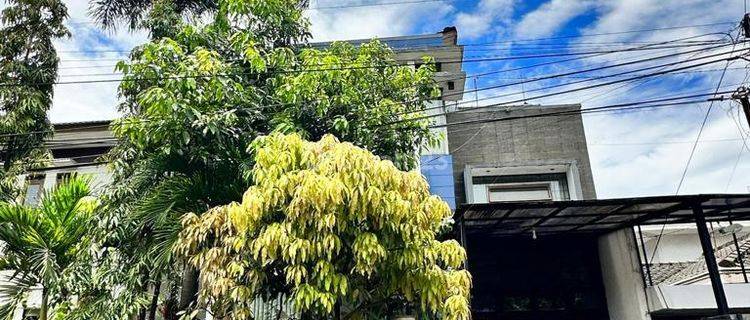 Rumah Baru Terawat di Tengah Kota Bandung 1