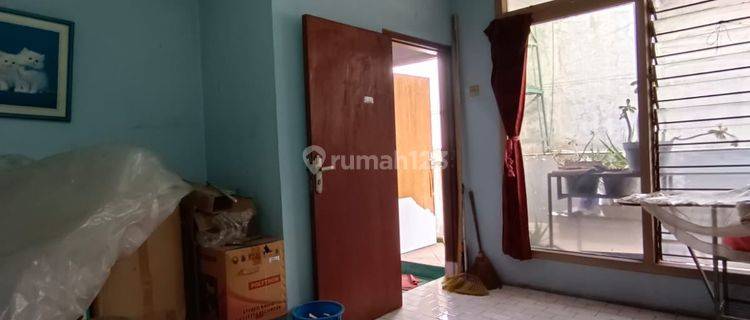 Rumah 1 Lantai Semi Furnished Di Tengah Kota Bandung 1