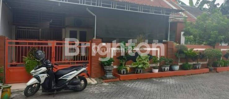 2 RUMAH JADI 1 DI PERUMAHAN GRAND LAMONGAN 1