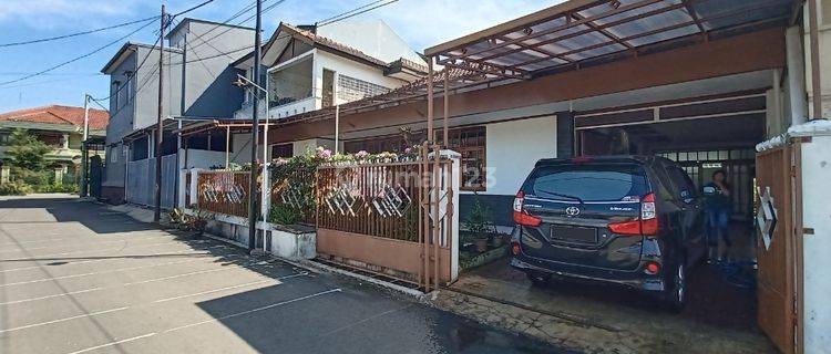 Rumah Besar 5 Kamar Di Jl. Kembar Baru, Bandung 1