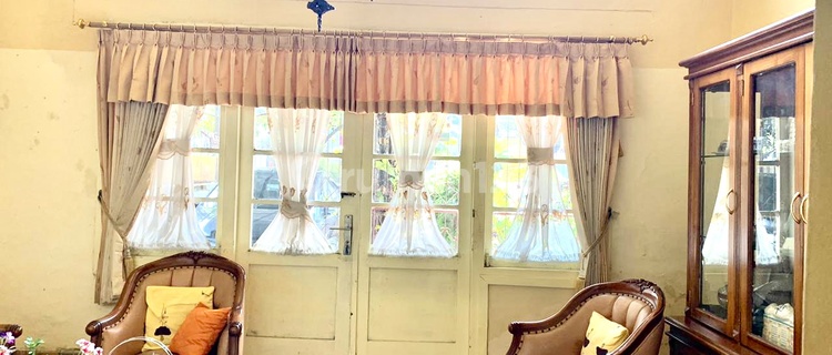 Rumah Heritage Main Road Gatot Subroto Bandung 1