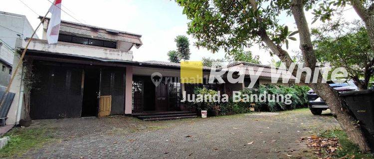 Luas ! Rumah Luas EX Kantor di Dago Pojok Cocok untuk Tempat Tinggal & Usaha 1