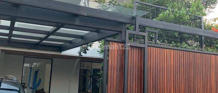 Rumah bagus di kawasan kebayoran baru 1