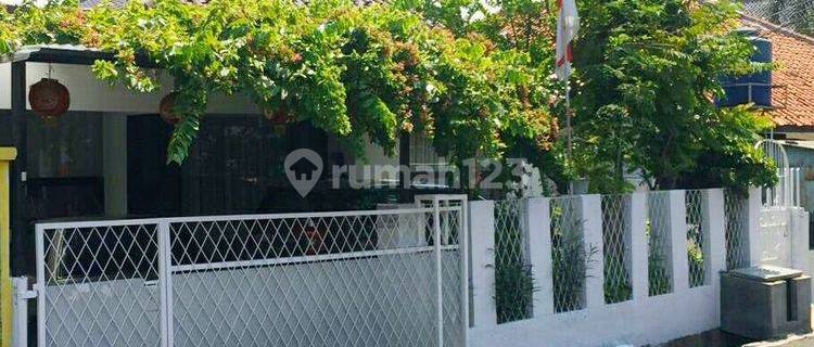 Rumah Asri Hak Milik Rawa Simprug, Kebayoran Lama 1