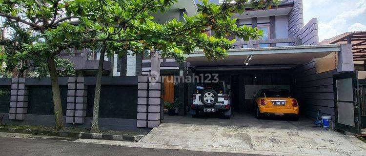 Rumah Modern Tengah Kota 2 Lantai Sayap Jl. Surapati Bandung 1