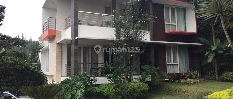 Rumah Lux 3 Lantai Full Furnished di Dago Resort 1