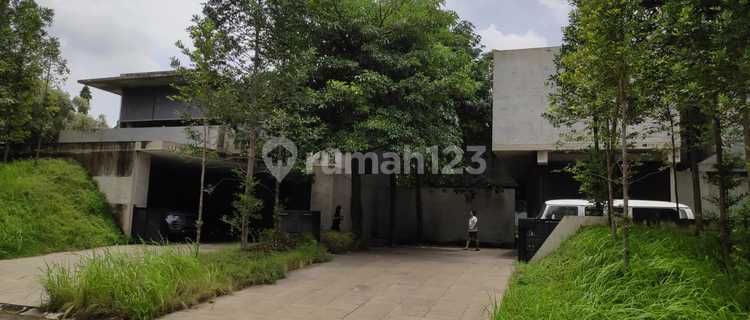 For Sale Luxury Twin House, premium cluster at Green Candi Residence, Semarang. 1