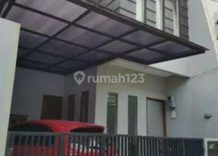 Rumah di Tebet Barat Jakarta Selatan, Rumah Cantik, Dekat Taman 1