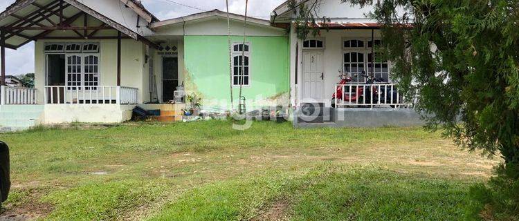 Rumah plus faviliun ditengah kota balikpapan 1