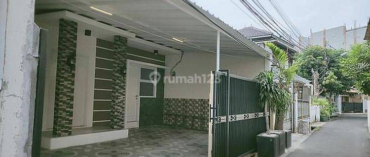 Rumah Siap Huni Di Tebet Barat Jakarta Selatan 1