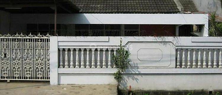 Rumah Lokasi Strategis di Bojong Indah - Jakarta Barat 1