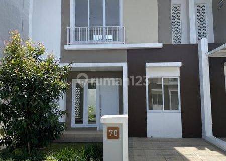 Sewa rumah 2 lantai Summarecon Bandung cluster cynthia  1