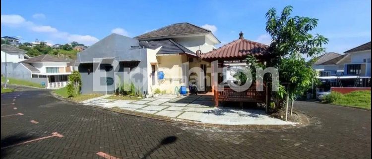 RUMAH HOOK DI PANDANARAN HILLS 1