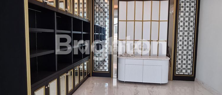 RUMAH MEWAH AMERICAN STYLE DI TAMANSARI HILLS 1