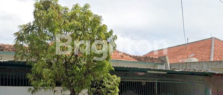 LANDED GOLD HOUSE ON MAIN ROAD 1