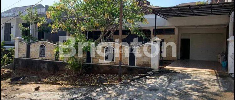 RUMAH DI KAWASAN ELIT SEMARANG 1
