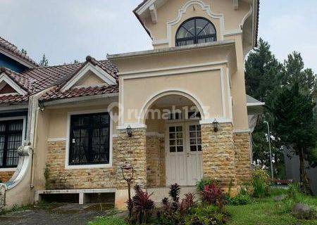 Dijual Cepat Villa Kota Bunga Daerah Cipanas Puncak Furnish  1